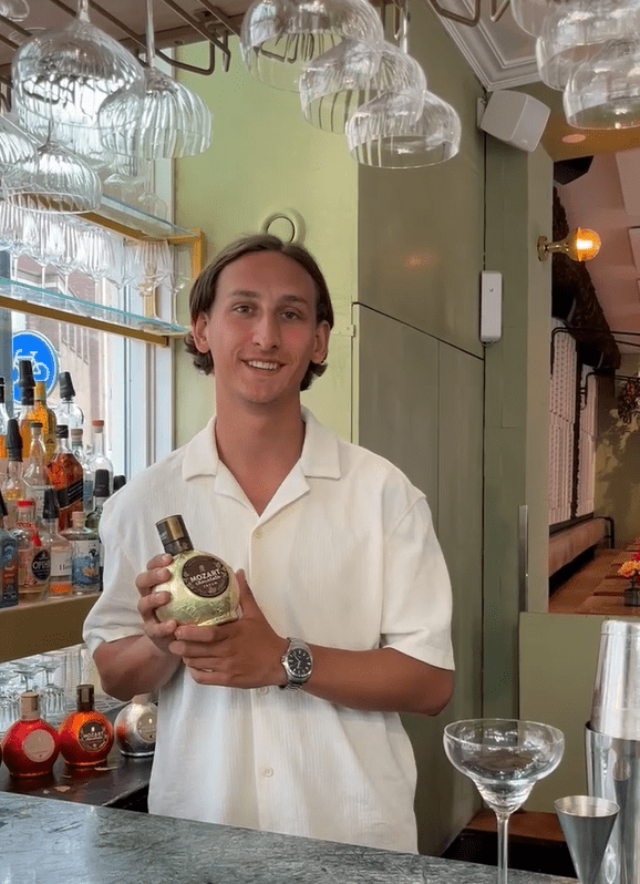 DE FAVORIET VAN: LORAN